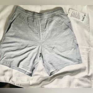Light grey Lululemon Pace Breaker men’s 7” inseam shorts
